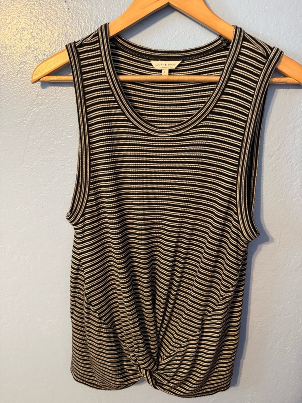 3 for $30! 💅🏻 Lucky Brand Black & White Striped Twist-Hem Tank 💅🏻 Bundle SALE!